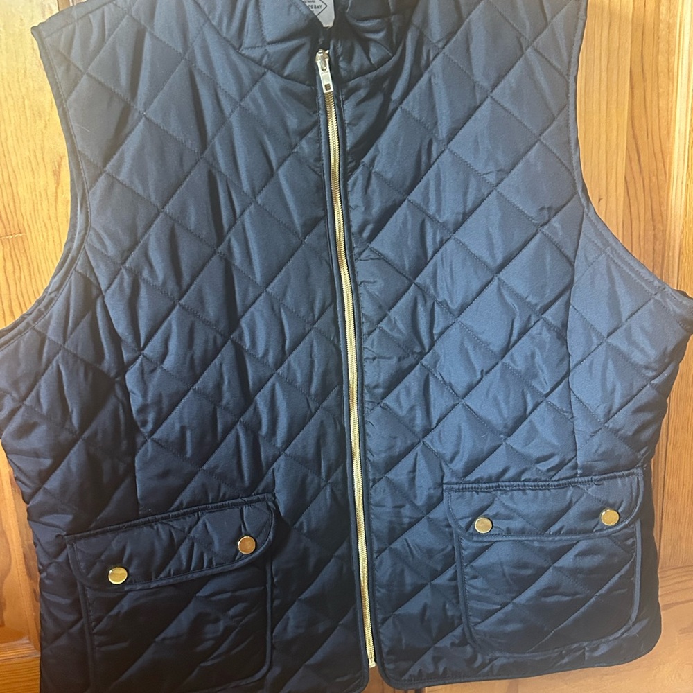 St. John's Bay Black Quilted Vest with Silver Zipper